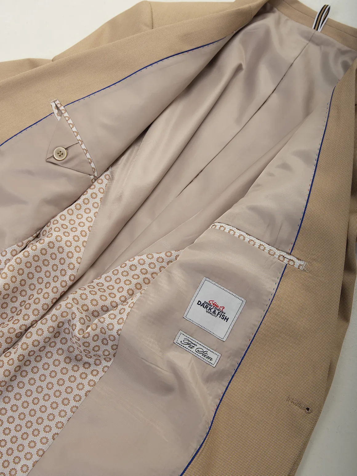 Blazer bege com micro padrão