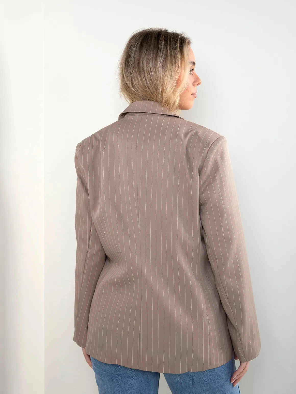 Blazer com riscas diplomáticas