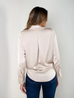 Blusa acetinada manga comprida