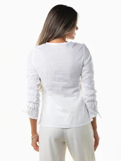 Blusa manga comprida com renda