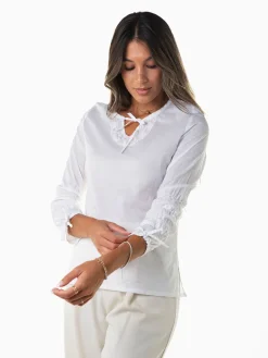 Blusa manga comprida com renda