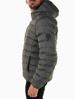 Blusão acolchoado com capuz