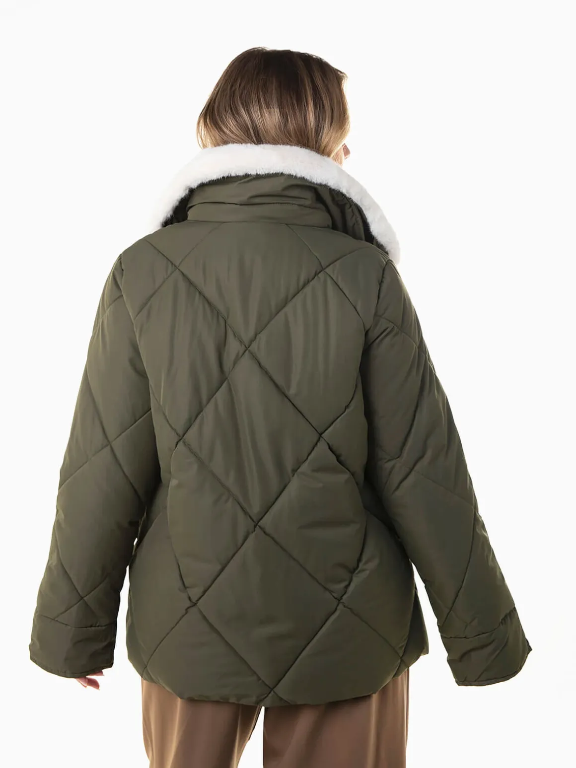 Blusão acolchoado gola de pelo removível