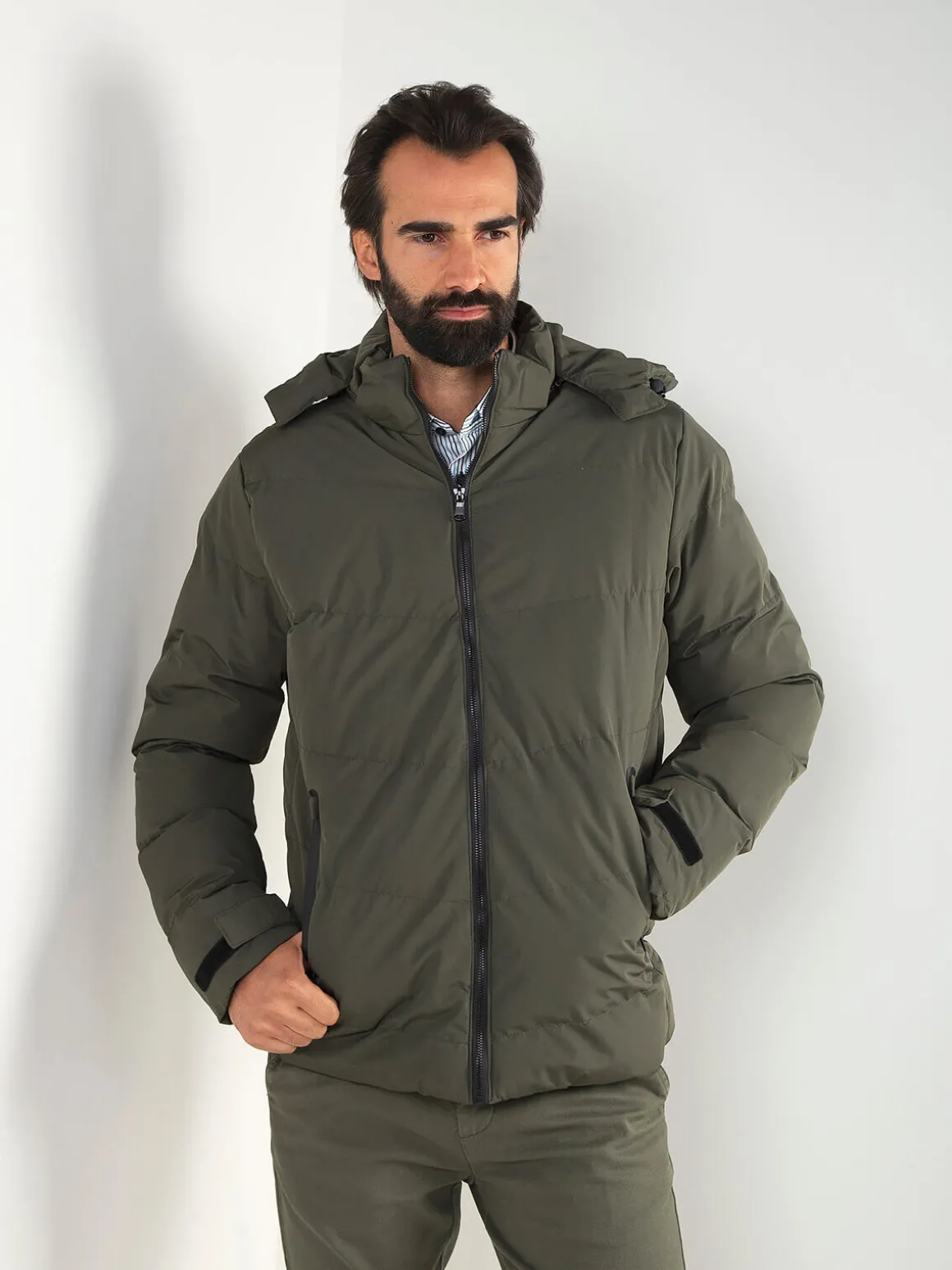 Blusão acolchoado impermeável capuz amovível