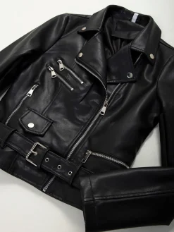 Blusão biker ajustado efeito pele