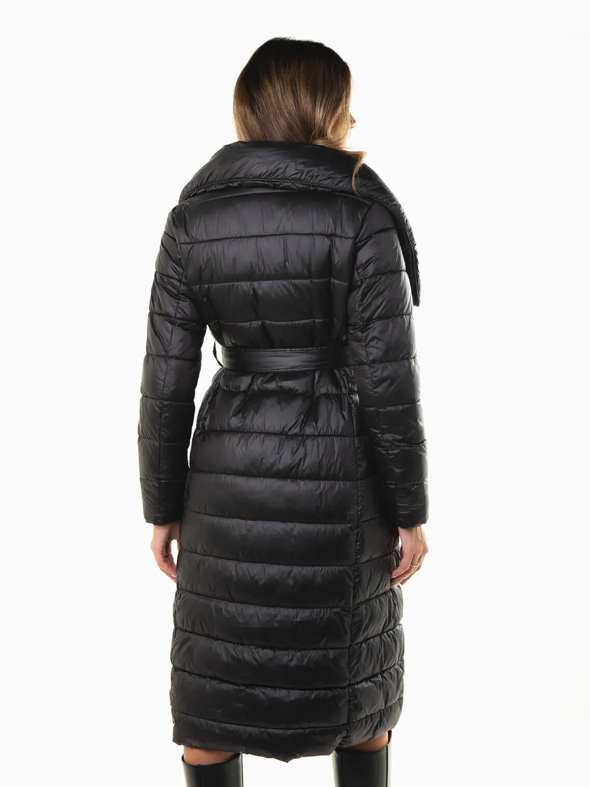 Blusão comprido acolchoado com cinto