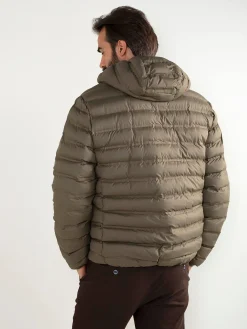 Blusão impermeável acolchoado com capuz