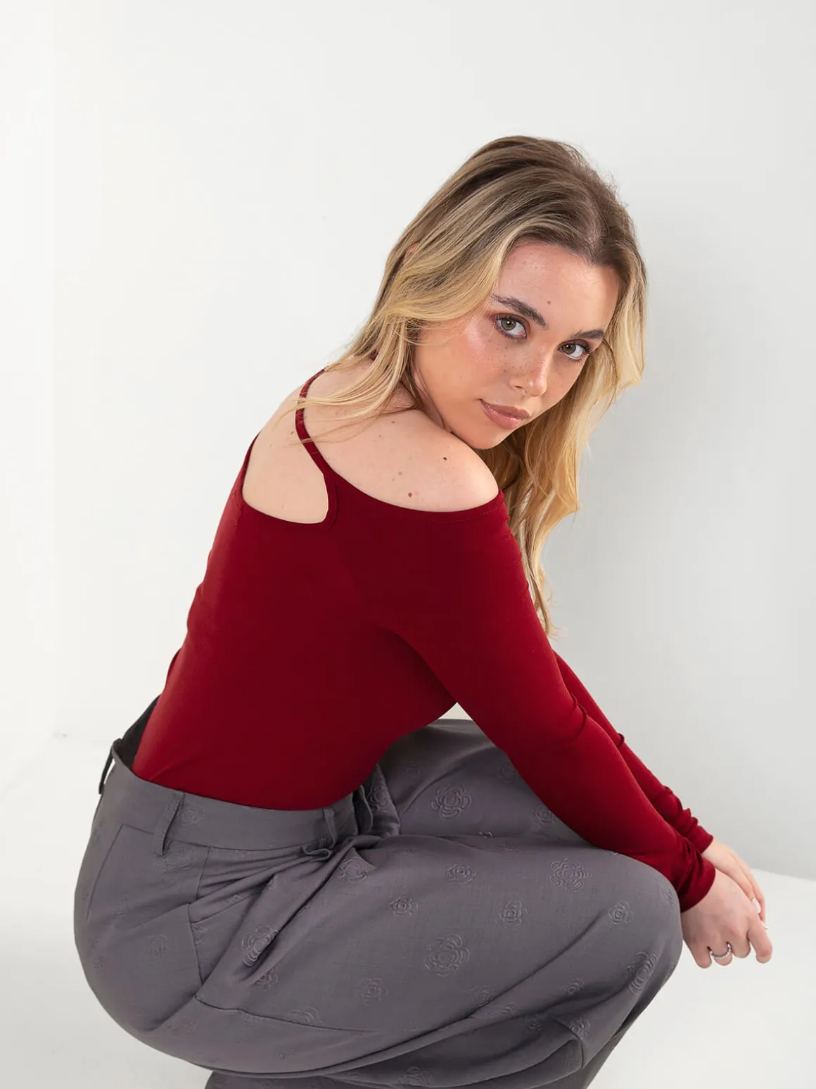 Body bordeaux algodão manga comprida