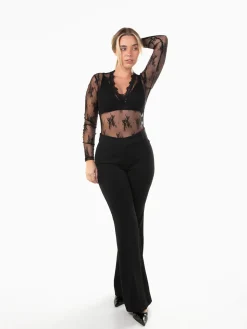 Body preto renda em V