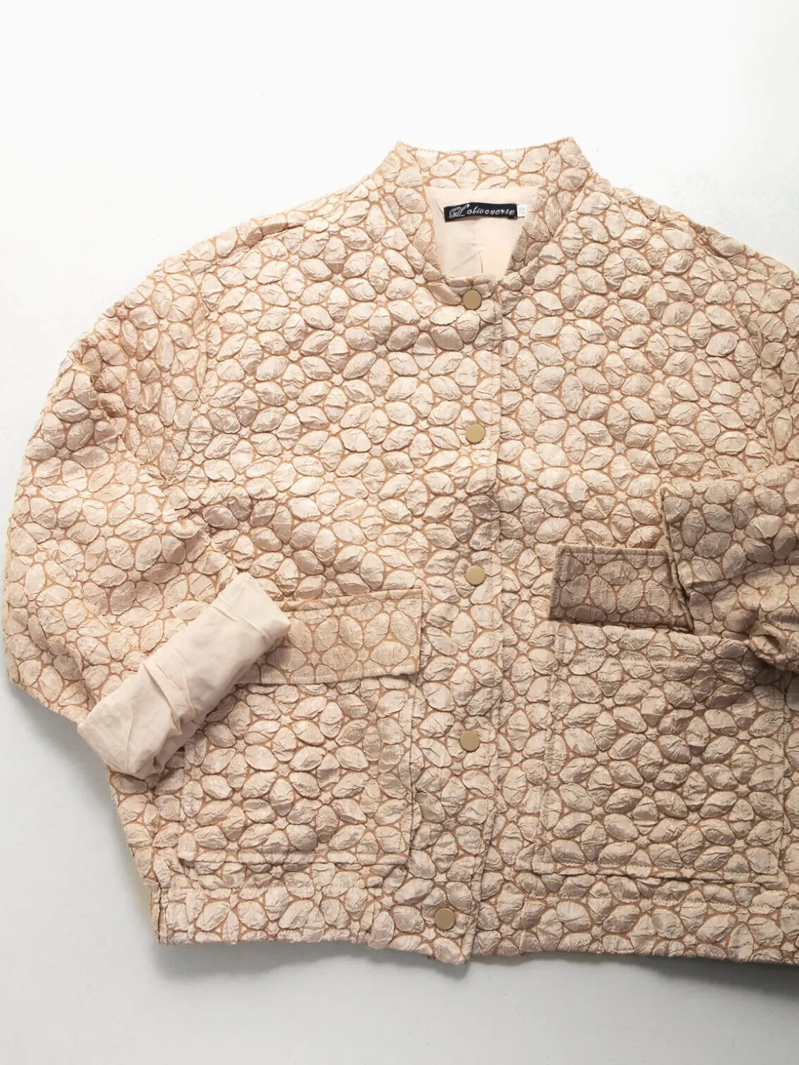 Bomber com textura floral