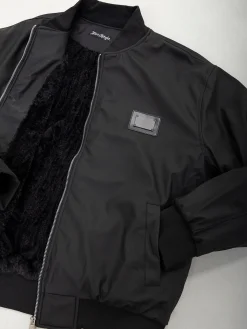 Bomber preto com forro pelo