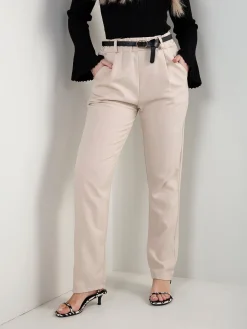 Calças alfaiataria com cinto e cintura elástica