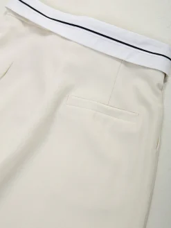 Calças alfaiataria com cintura virada