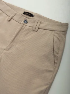 Calças chino bege mescladas