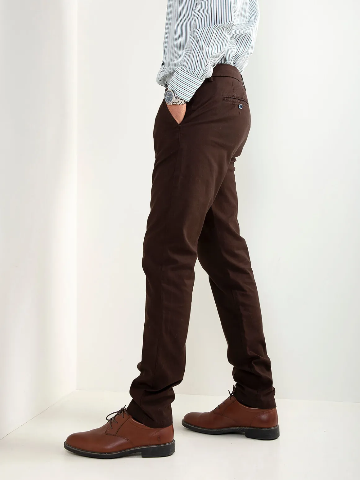 Calças chino estruturadas