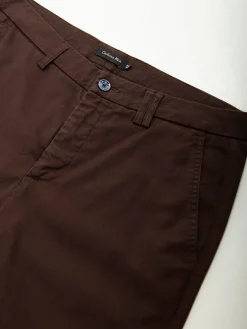 Calças chino estruturadas