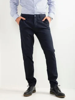 Calças chino estruturadas