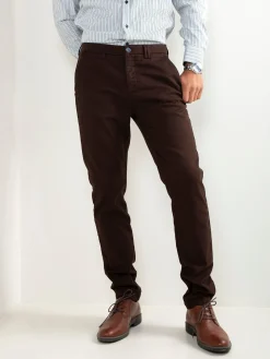 Calças chino estruturadas