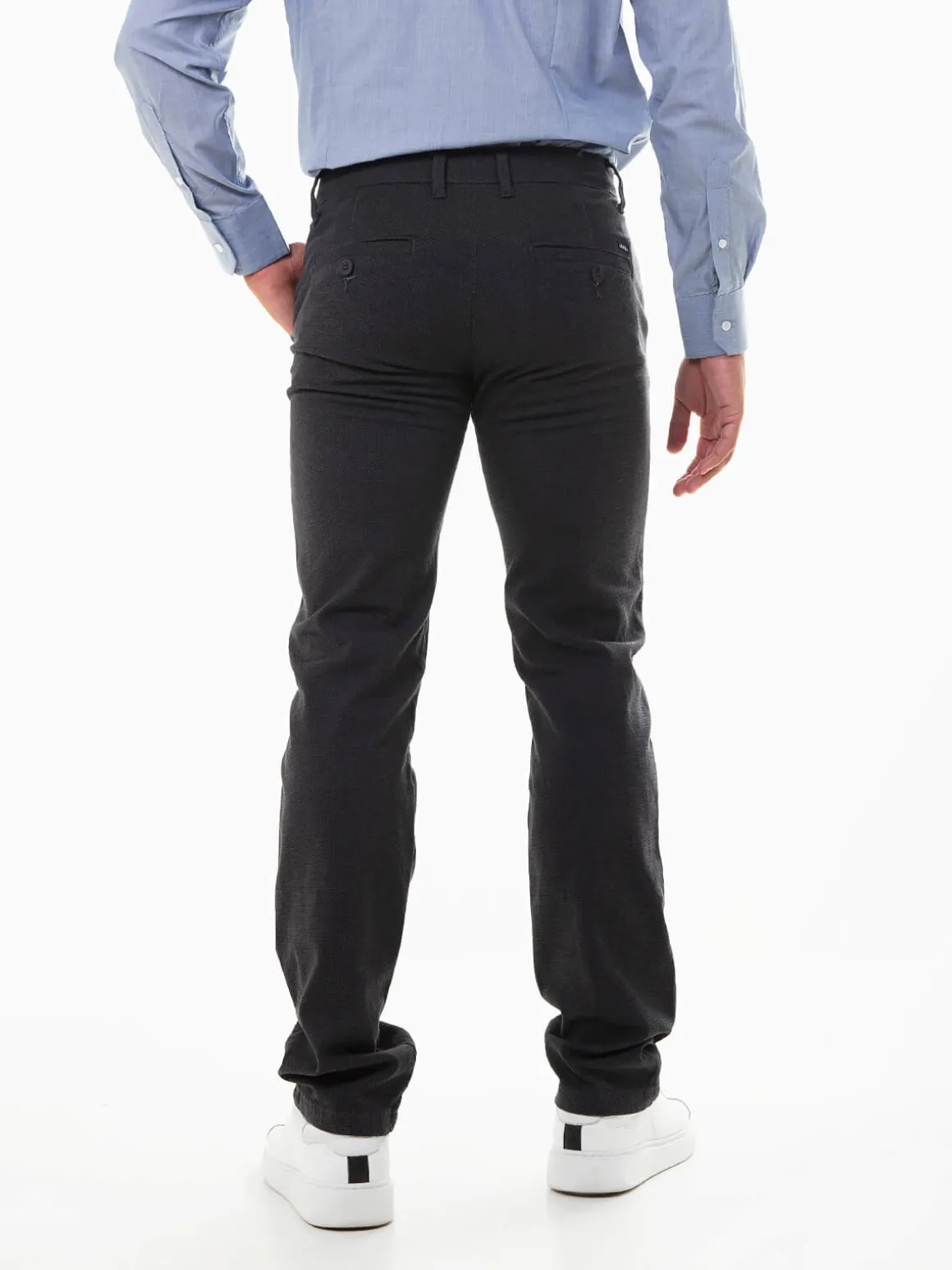 Calças chino slim fit em cinza escuro