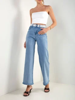 Calças de ganga largas com renda