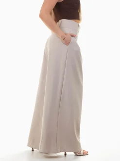 Calças elegantes wide leg com pinças