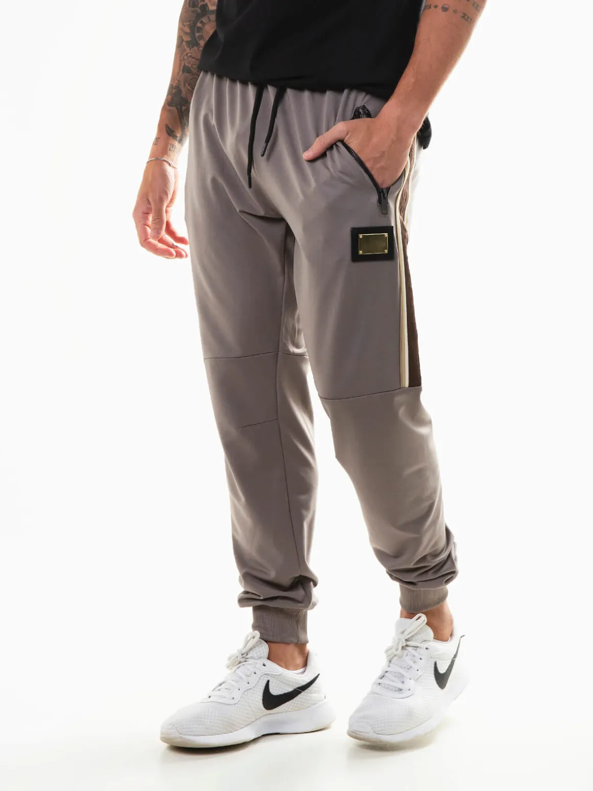 Calças fato treino com aplicação