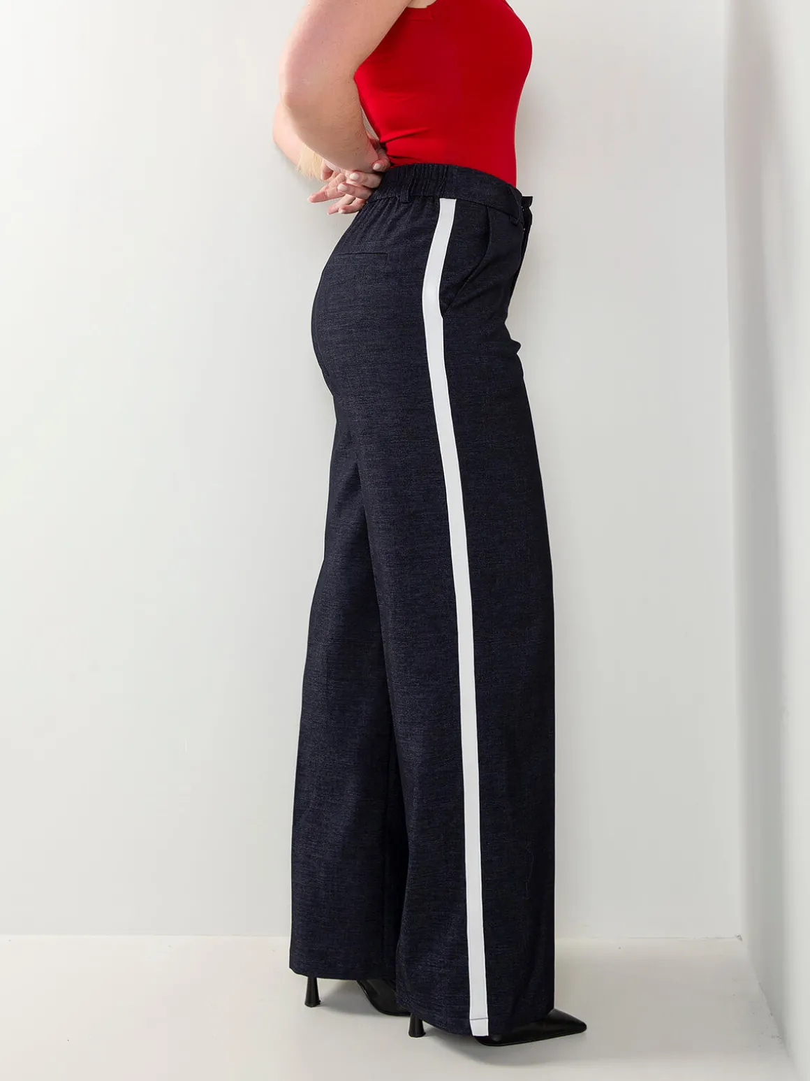 Calças fluídas azul marinho