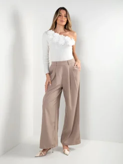 Calças fluídas cintura alta