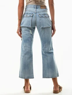 Calças ganga curtas com rotos