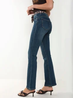 Calças ganga flare com cinto