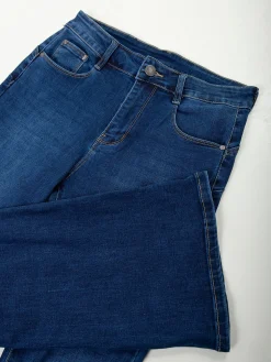 Calças ganga flare efeito push-up