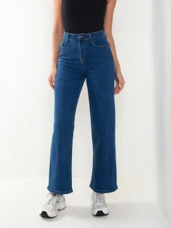 Calças ganga largas com bolsos