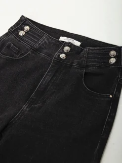 Calças ganga pretas com botões