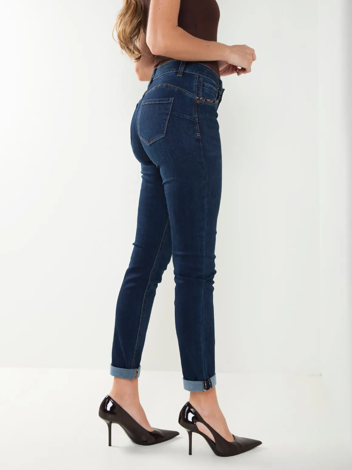 Calças ganga push-up com animal print