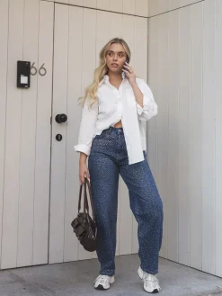 Calças ganga skater com strass