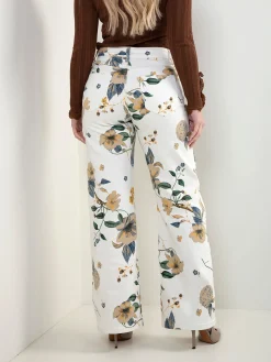 Calças ganga wide leg padrão floral