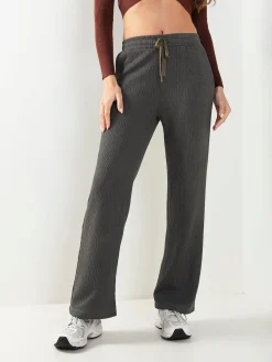 Calças malha com textura