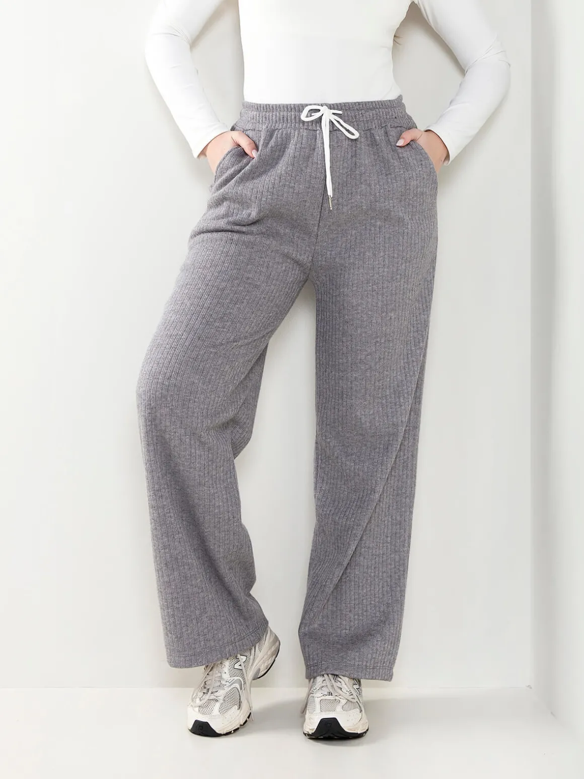 Calças malha largas interior cardado