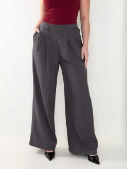 Calças palazzo de alfaiataria