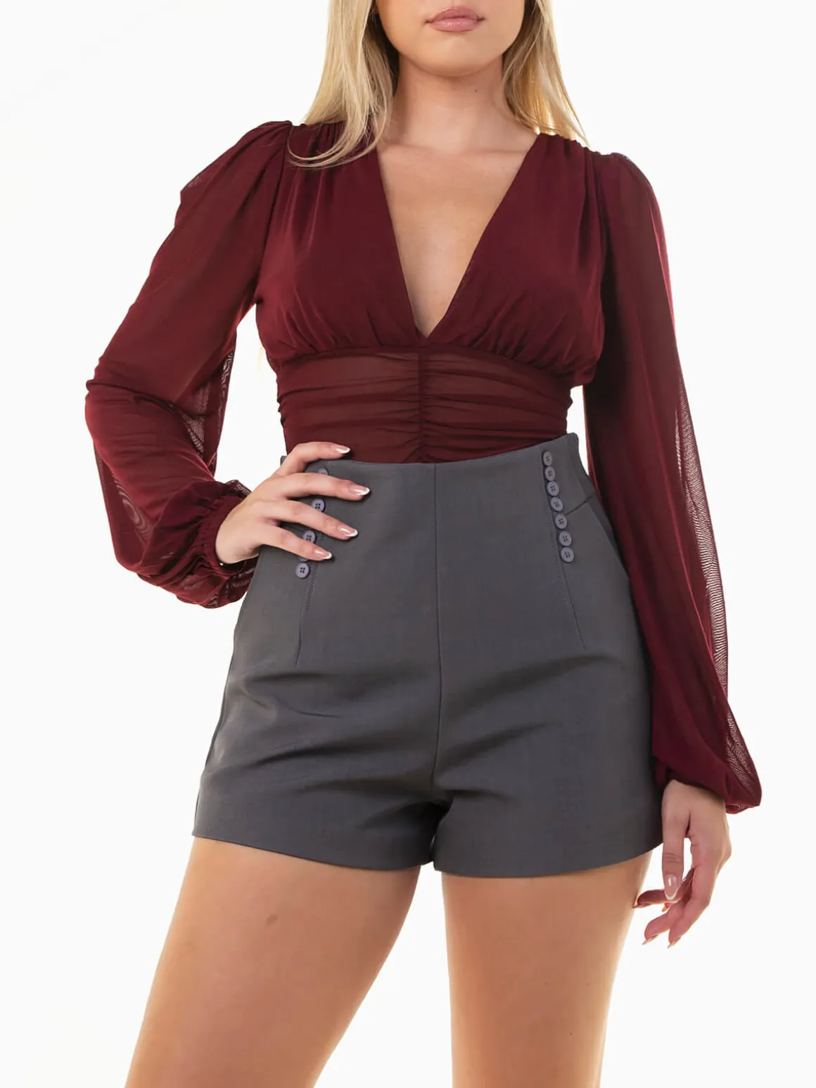 Calções de alfaiataria curtos