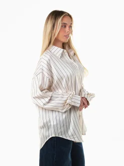 Camisa acetinada oversized riscas