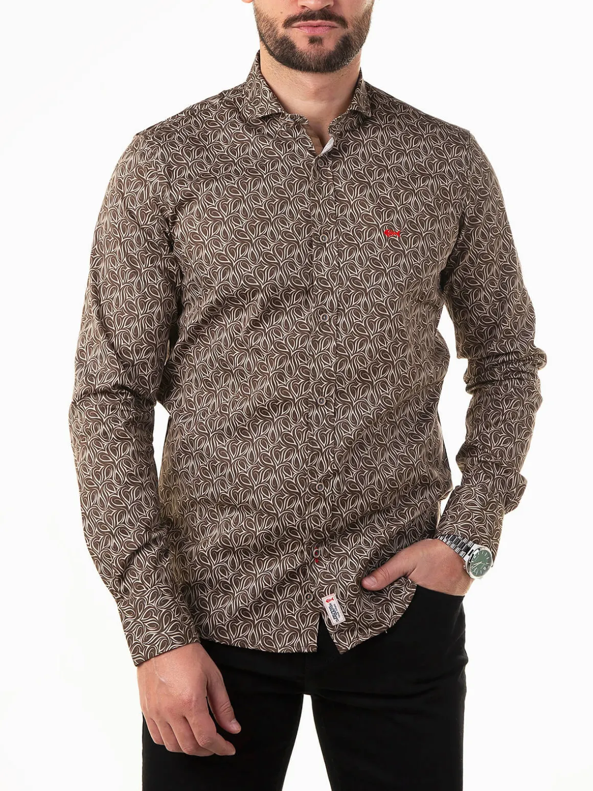 Camisa castanha com estampado