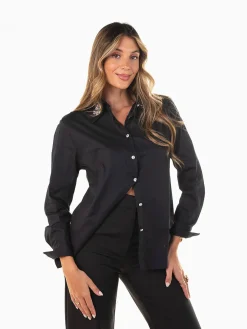 Camisa com aplicações