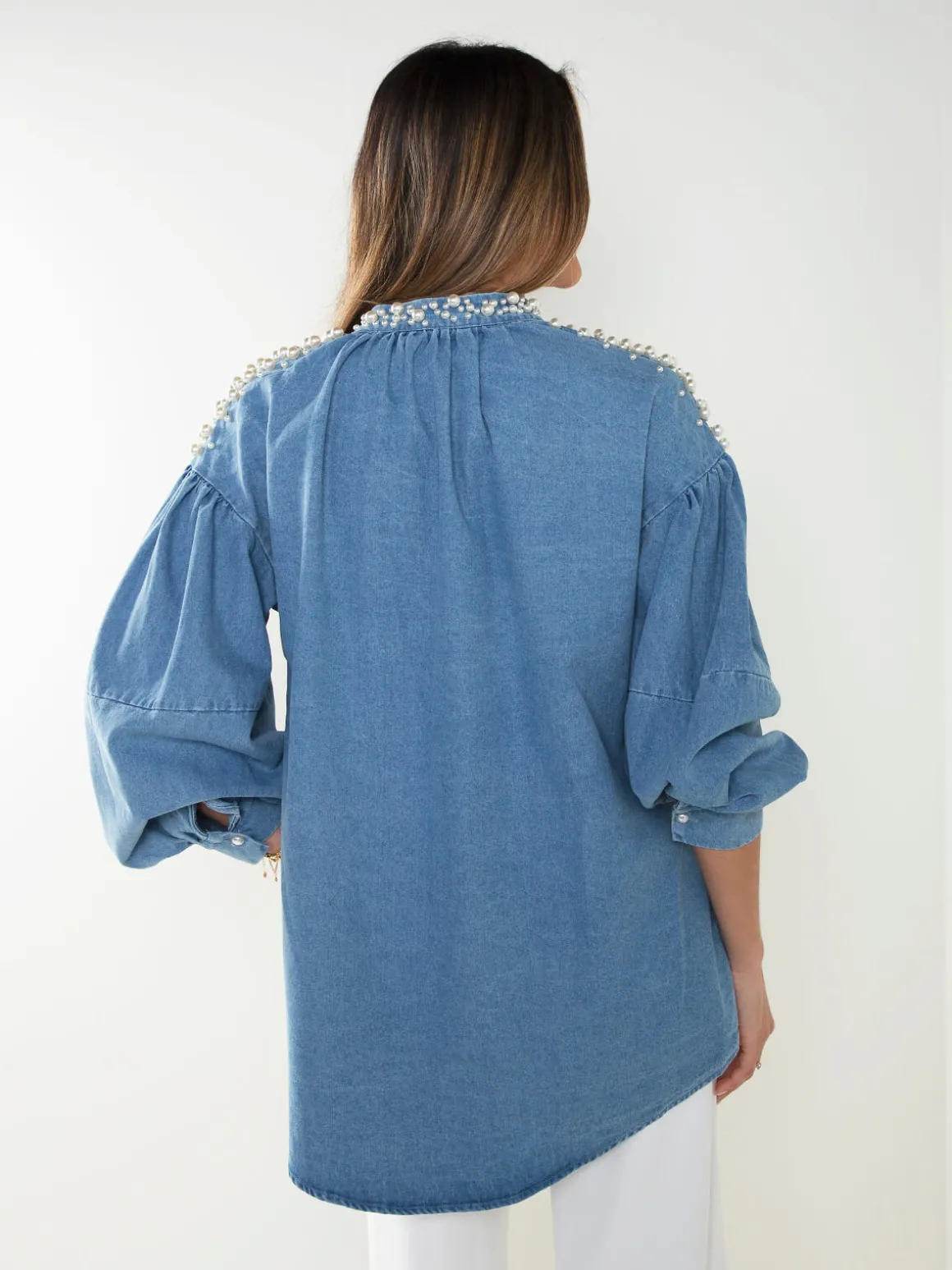 Camisa ganga com pérolas