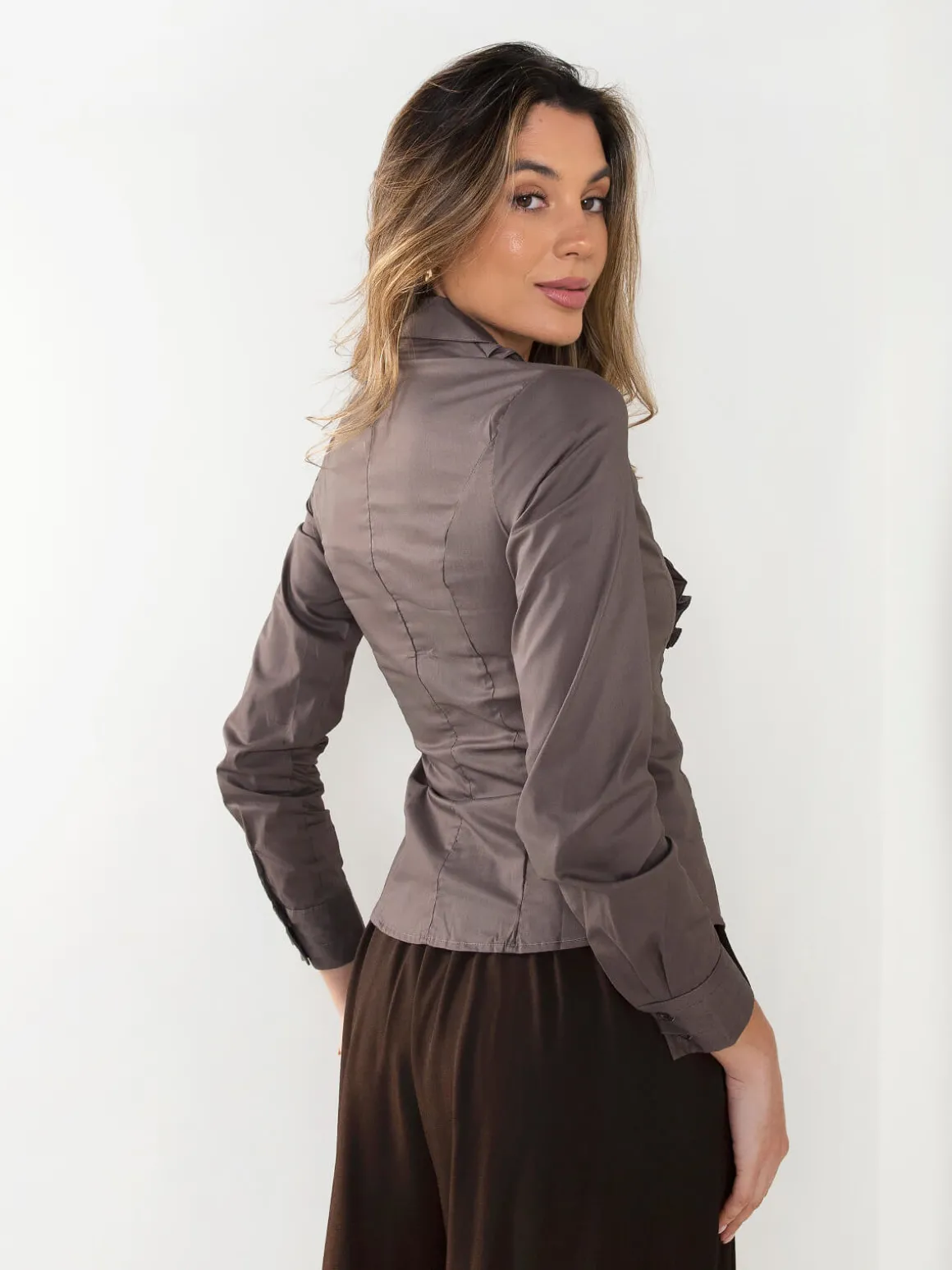 Camisa manga comprida com folhos