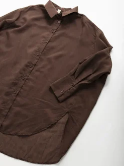 Camisa oversized semitransparente