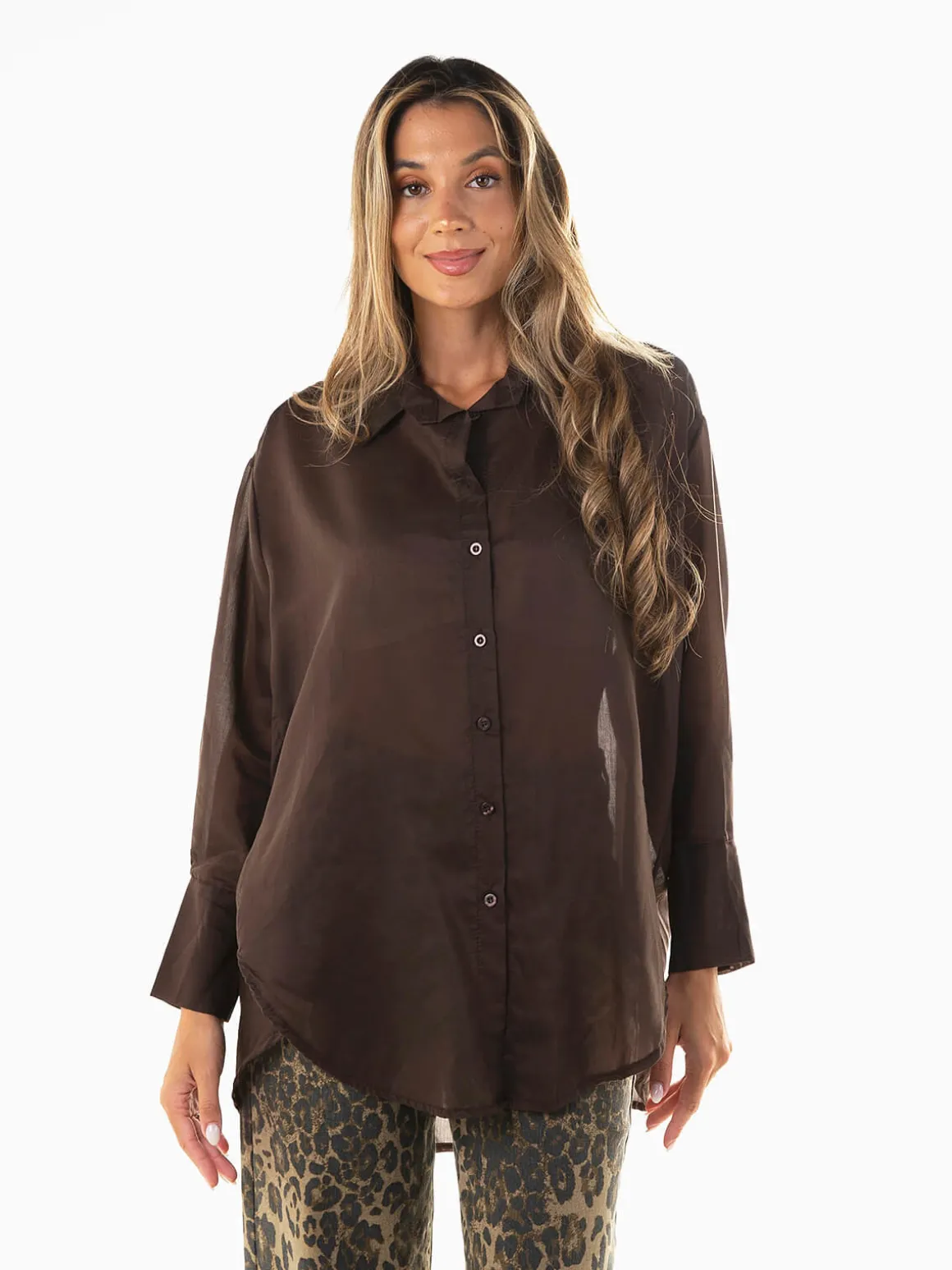 Camisa oversized semitransparente