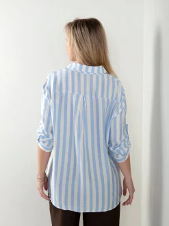 Camisa às riscas manga 3/4