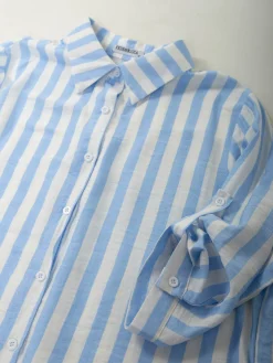 Camisa às riscas manga 3/4