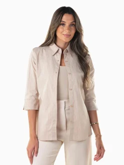 Camisa às riscas manga 3/4